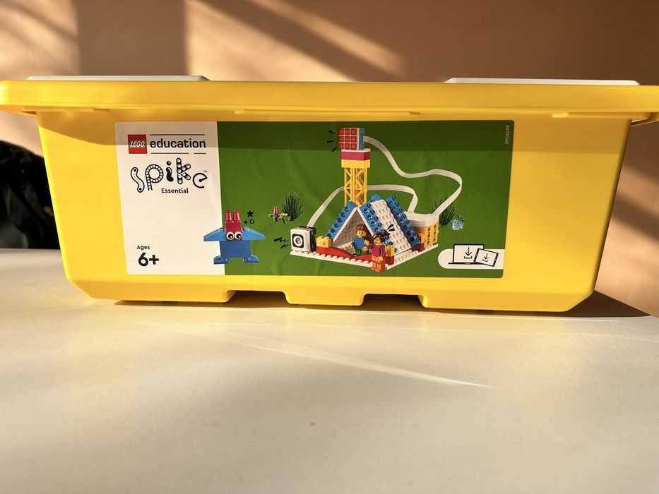 Оригинал LEGO Education Spike Essential 45345