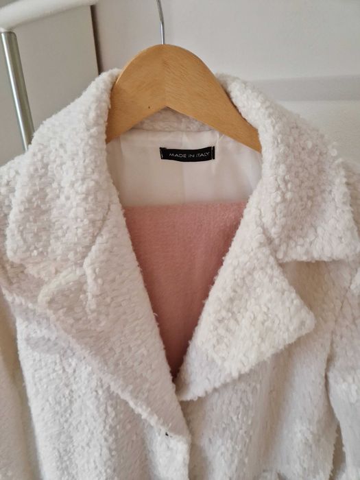 Бяло палто М р-р