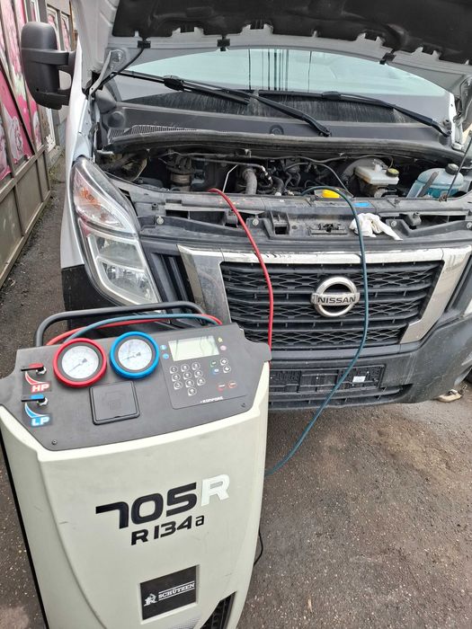Incarcare freon auto R134A