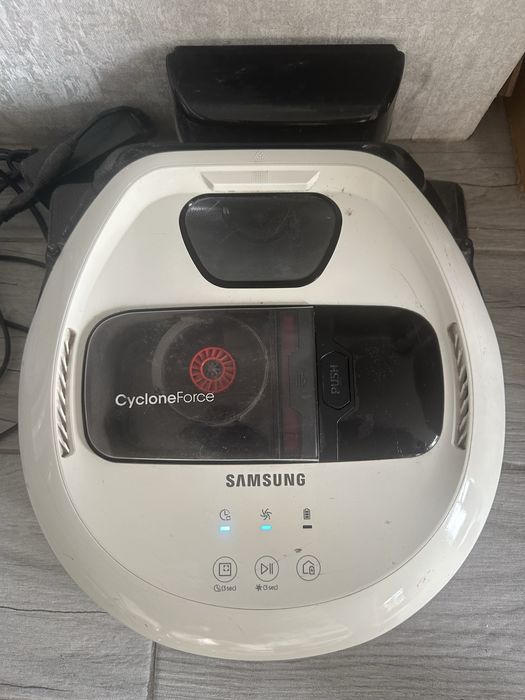 Робот пылесос б/у рабочий