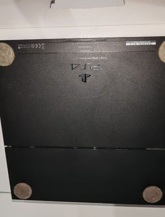Playstation 4 slim