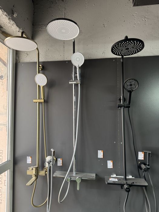 Душевая стойка смеситель для душа