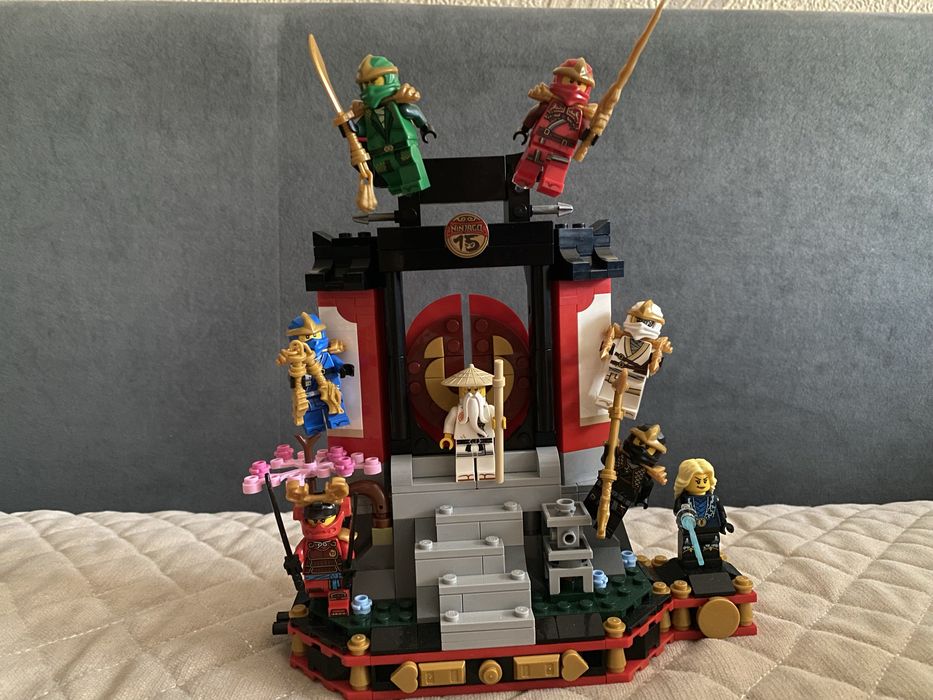Продам LEGO NINJAGO оригинал