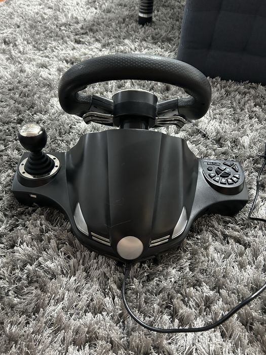 Vând Volan Gaming Myria MG7419 (Kit Complet cu Pedale și Cleme de Prindere)