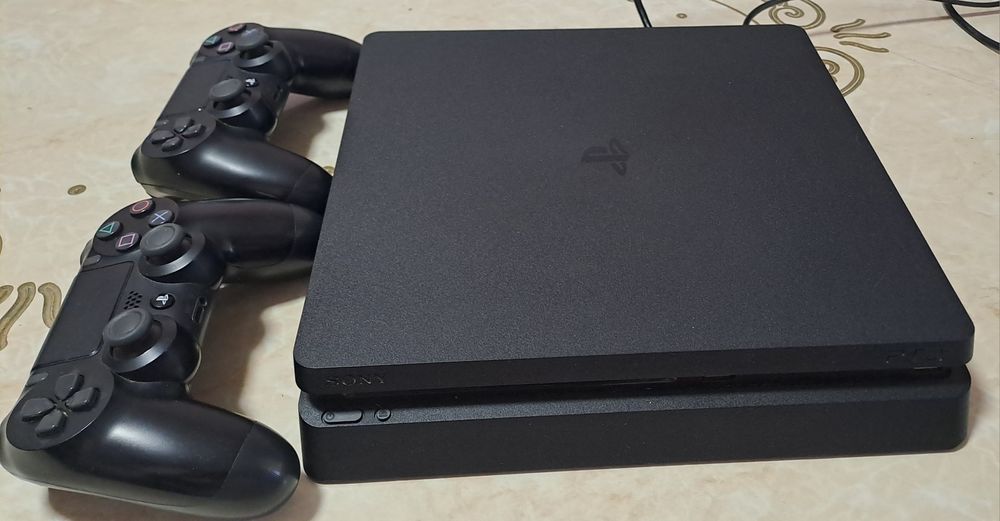 PlayStation 4.Super Slim Yangi.