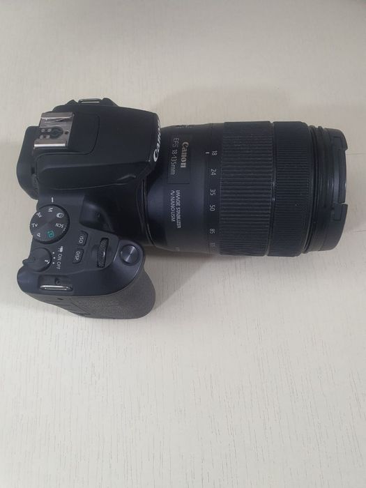 Canon EOS 250D Kit 18-55mm III