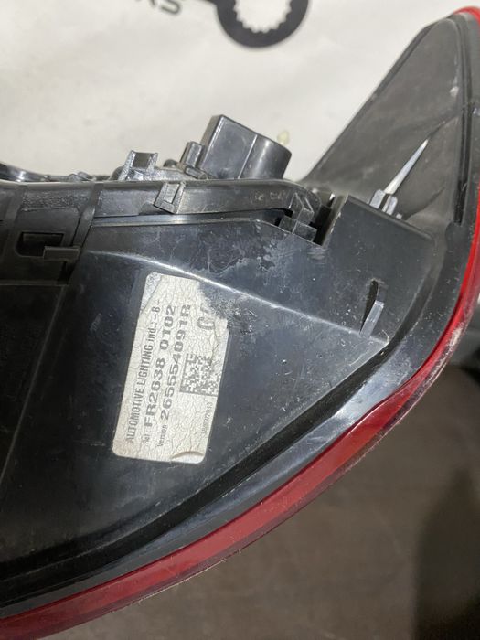 Stop stanga Renault Clio 4 hatchback