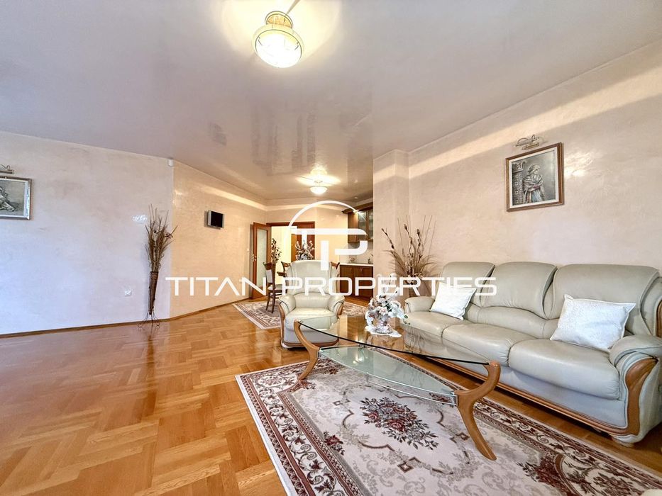 Продава се Тристаен апартамент в Пловдив, Кършияка - 113 кв.м за 1332 €/кв.м - Снимка #1
