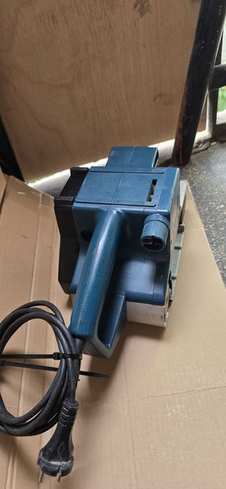 AEG HBS 100 slefuitor cu bandă