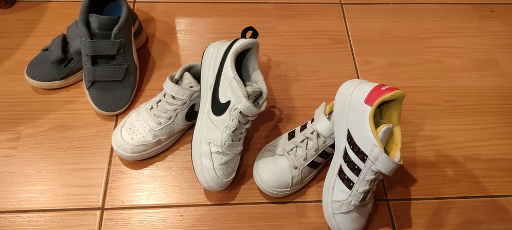 Adidași Adidas33,Nike33,Puma32