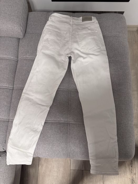Blugi Albi Zara