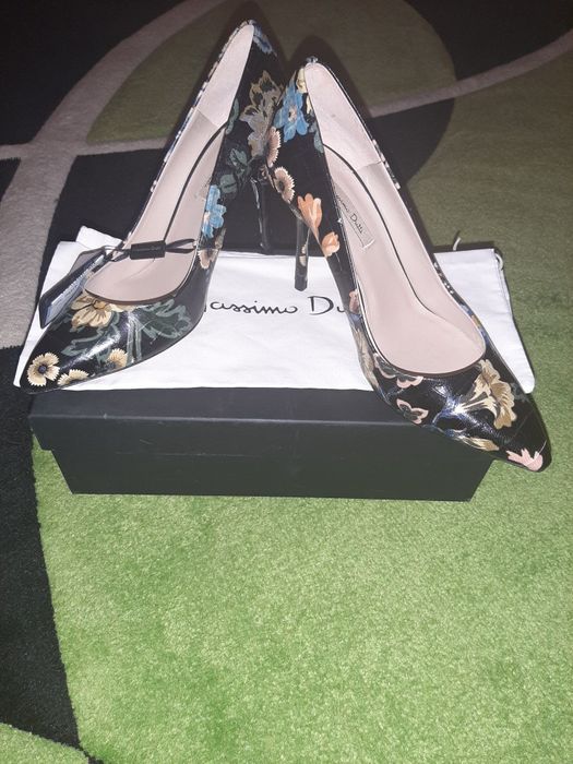 Туфли лодочки . Продам