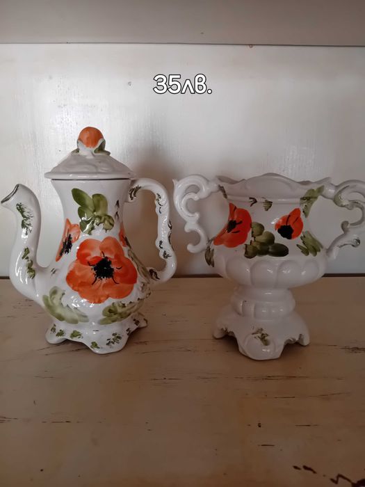 Чайници,супници,кашпи Басано  и Каподимонте