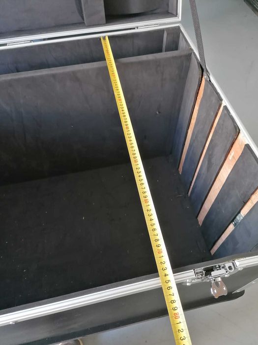 Lada profesionala de transport cu roți