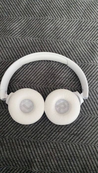 Новые, Оригинальные наушники JBL