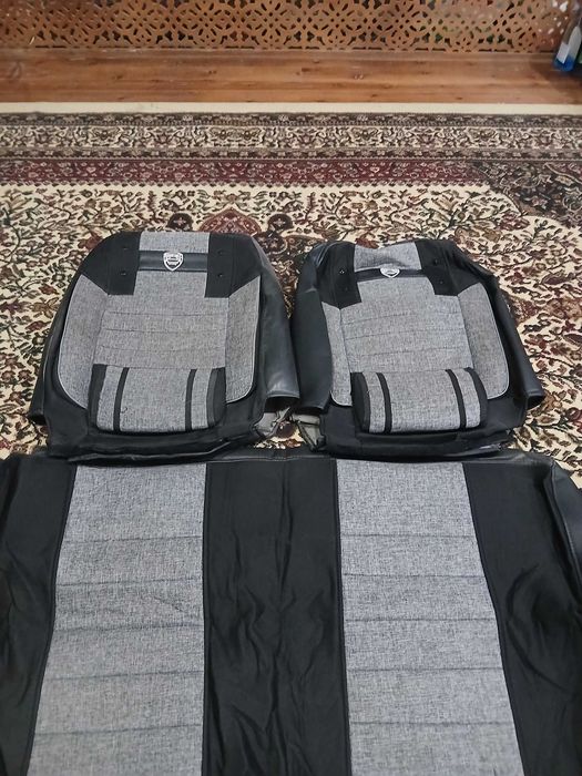 Продается чехол и полик видеорегистратор новый