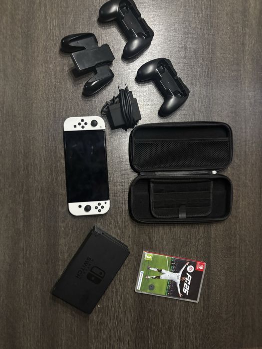 Nintendo Switch, наречен просто OLED