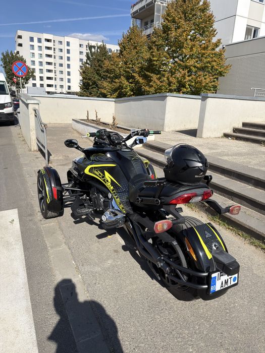 Can-Am Spyder F3 Sport !