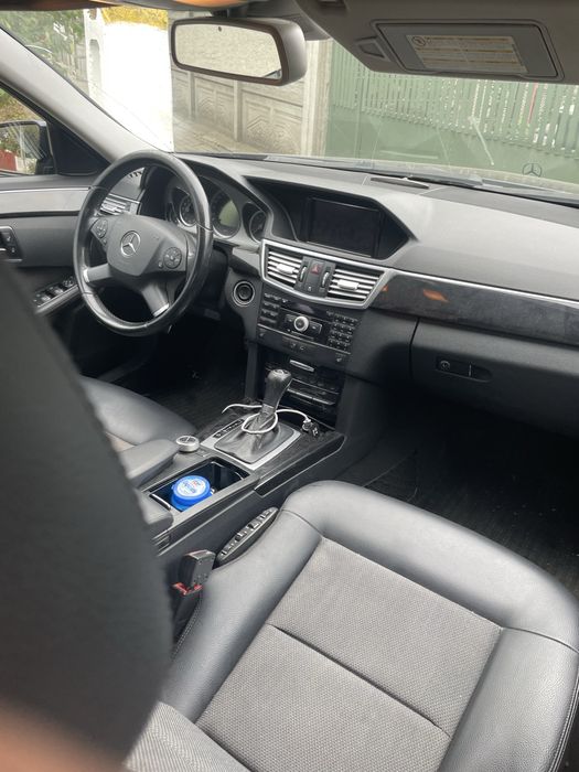Mercedes benz w212  E250