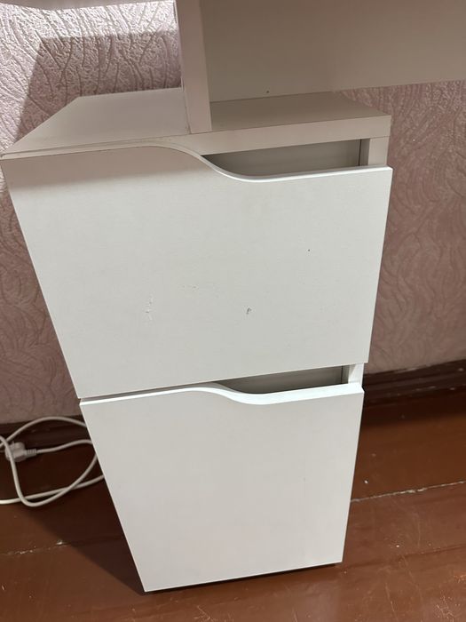 Продам компьютерный стол