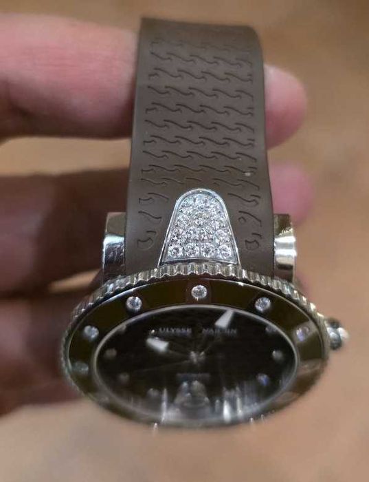 Продается Ulysse Nardin Lady Diver