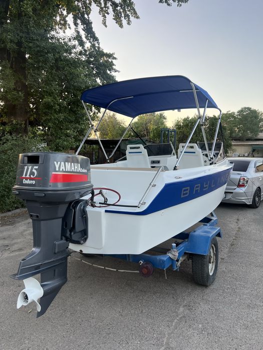 Катер Bayliner