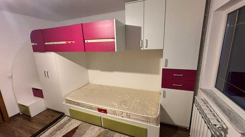 Se vinde mobilier copii stare excelentă.