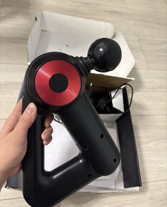 Массажный пистолет Massage Gun BLD-8890 с 12 насадками