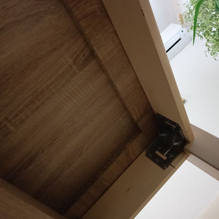 Масивна разтегателна маса