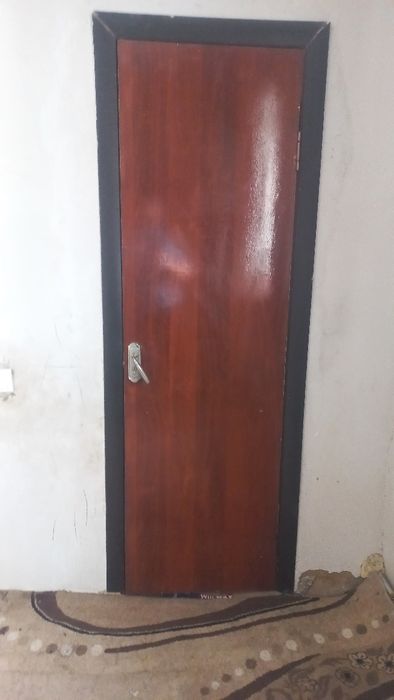 Двери. Есіктер бу