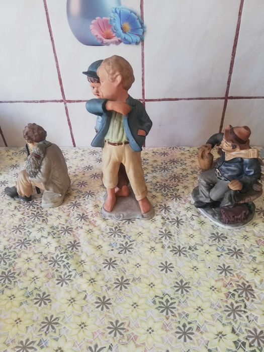 Vand/Bibelouri românești
