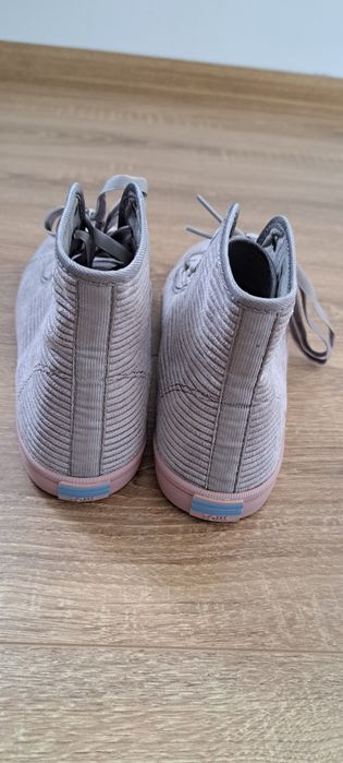 Нови детски сиви маратонки Tom's р-р 36
