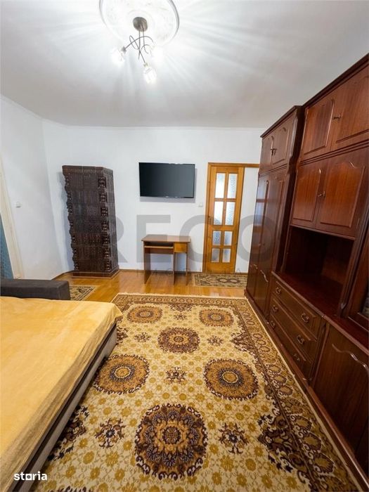 RECO Casa 3 camere cartier Velenta.