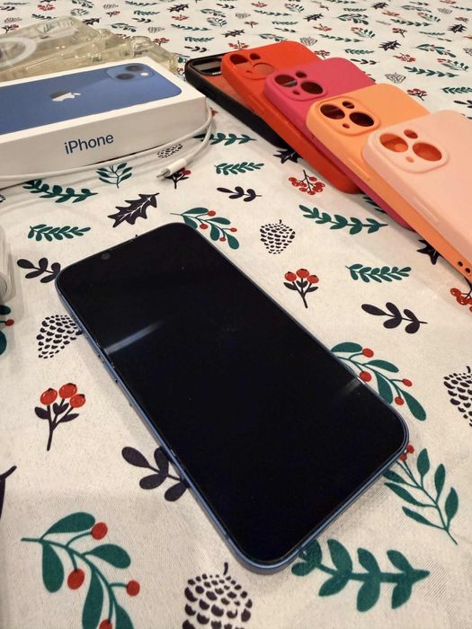 Продавам Iphone 13!