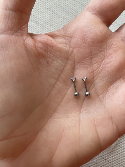 Обеци от медицинска стомана