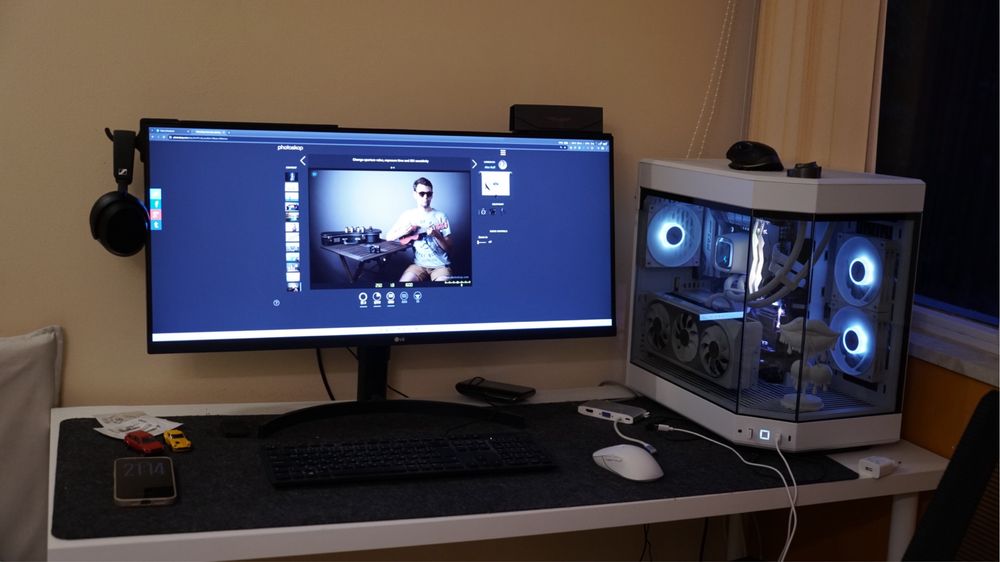 LG Ultrawide 34” 1440p