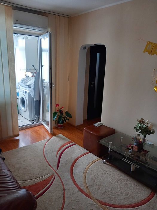 Apartament renovat complet