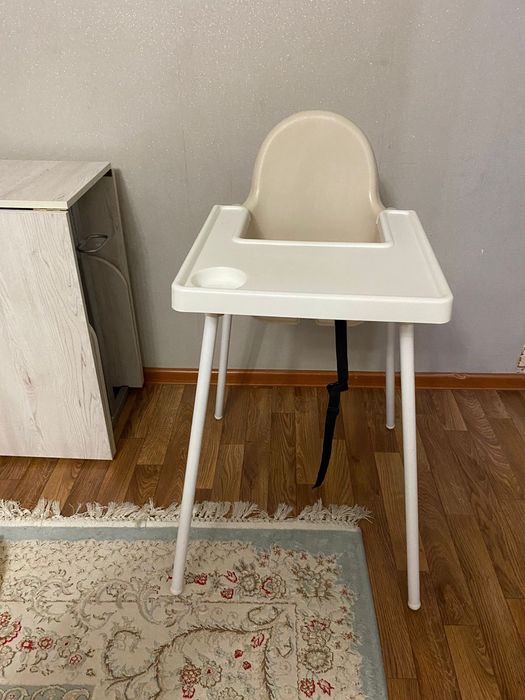 Стульчик с подносом до 3х лет
