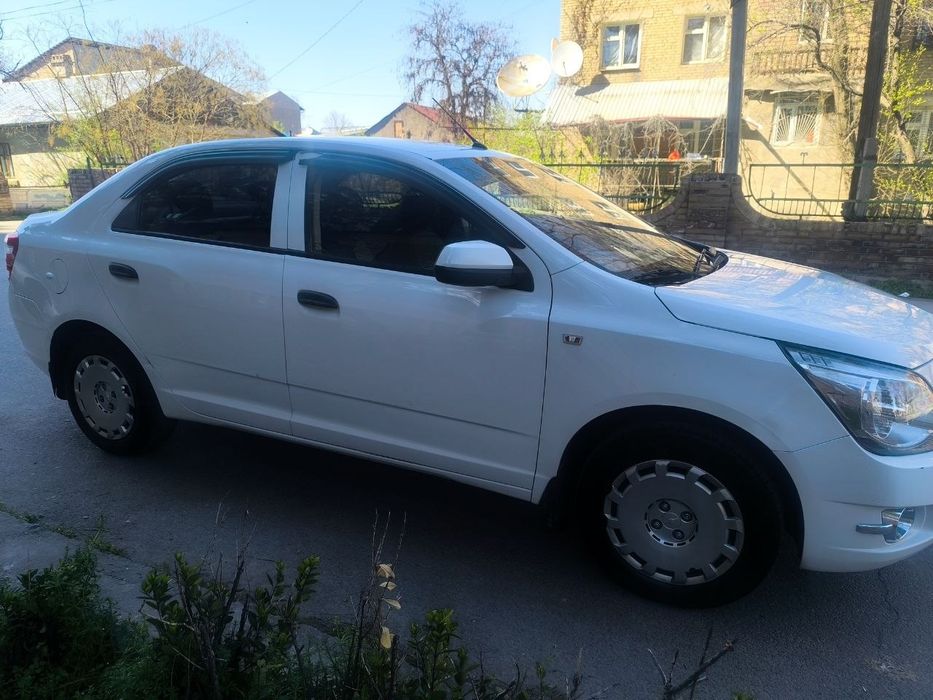 Продаётся. Кобалт 2013.год краска завод