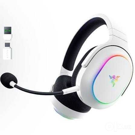 Razer Barracuda X Chroma White Edition (RGB, 2.4GHz / Bluetooth)