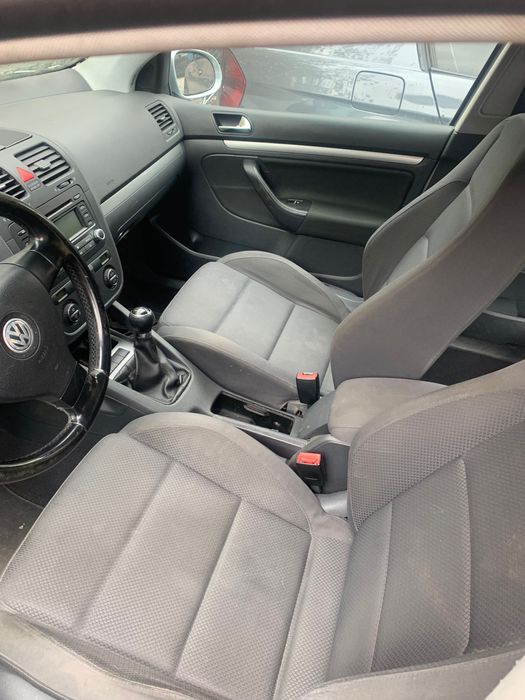 Vw Golf 5 1.6 fsi 2005г 6 скорости