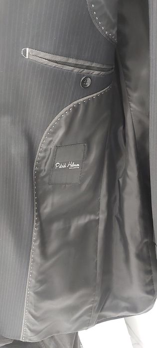 Продаётся мужской костюм