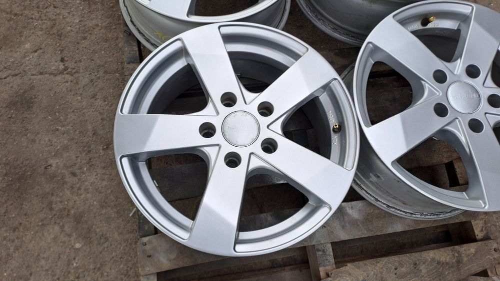 16" 5X120mm Dezent - BMW, 5х120мм за БМВ