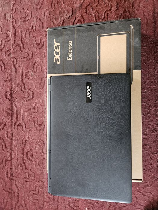 Aser noutbook srochna sotiladi