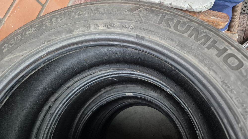 Продам комплект резины