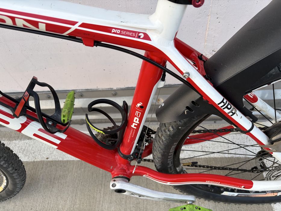 Bicicleta CUBE reaction Pro series HPA 26”