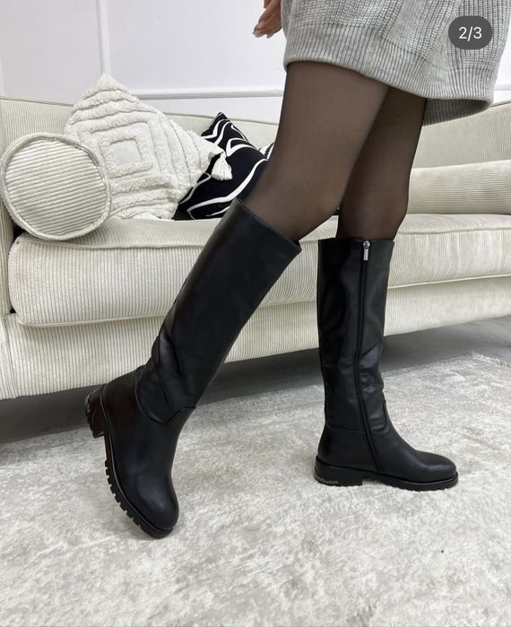 Продам новые зимние сапоги