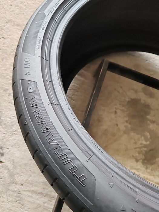 2 anvelope 275 35 20