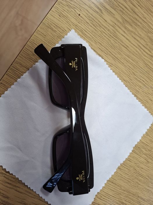 Prada слънчеви очила