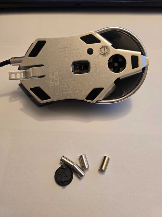 R4MPAGE Pro RP-11100 Prof. Gaming Mouse - 8 Programmable Buttons